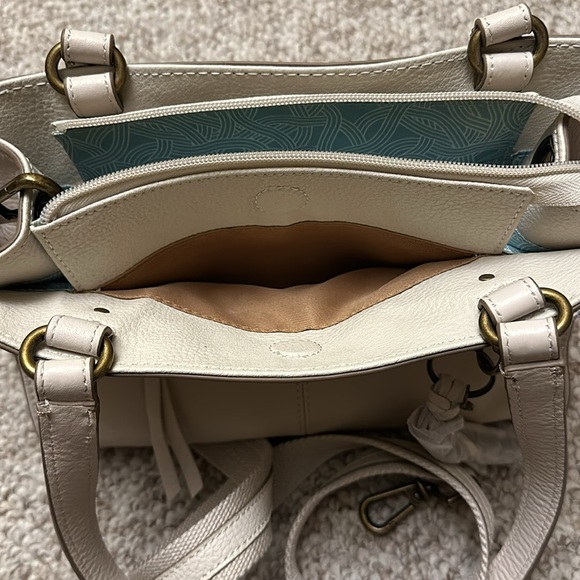 The SAK Alameda Leather convertible tote bag (pu1300 - Picture 4 of 5